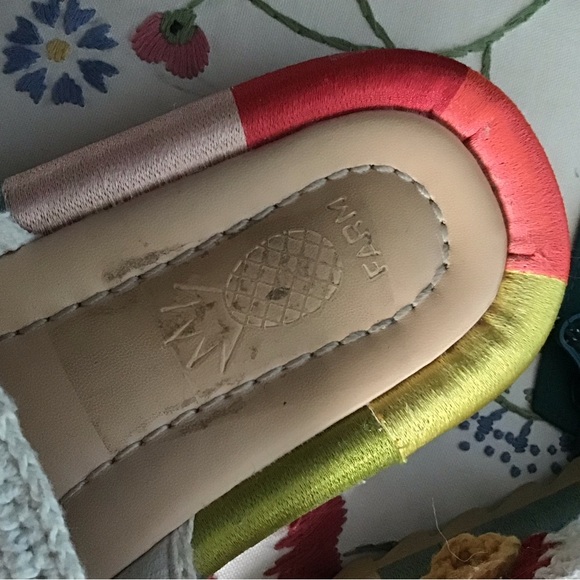 Farm brand slip on summer sandals, crochet sz 6.5-7 - Picture 4 of 8